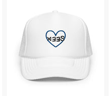 Load image into Gallery viewer, Heart Trucker Hat